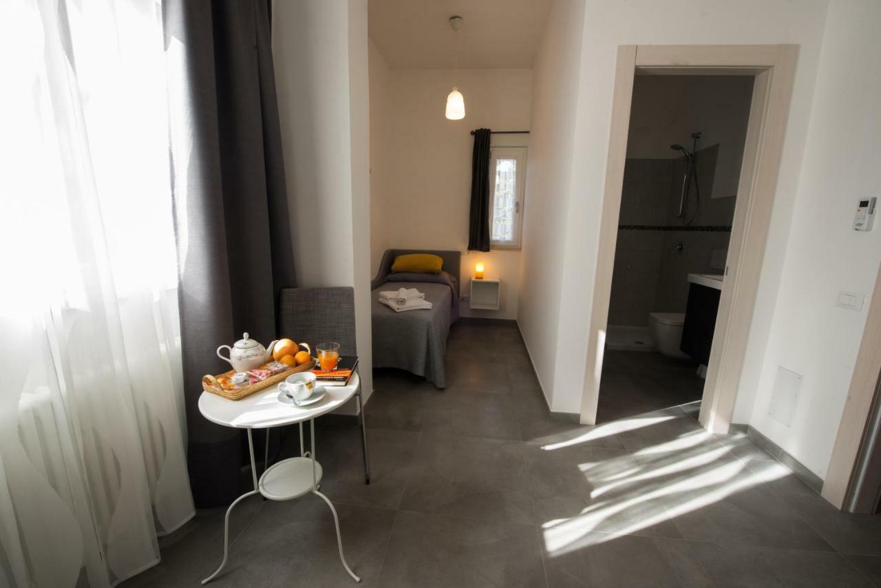 B&B La Veranda Di Gio Torrimpietra Экстерьер фото