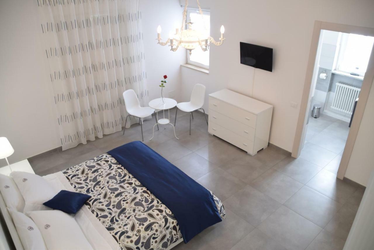 B&B La Veranda Di Gio Torrimpietra Экстерьер фото